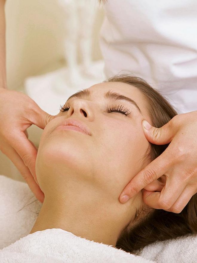 Sensitive massages by trained staff pamper you during your wellness holiday 