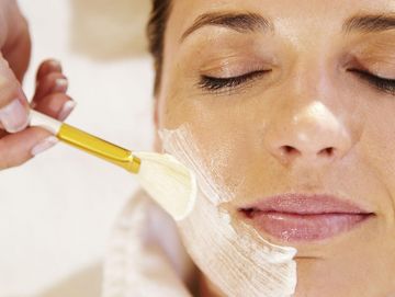 Enjoy facial cosmetic treatments at the Hochschober spa