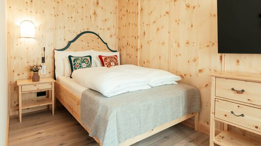 Suites & rooms Turracher Höhe, lakeside hotel, Carinthia