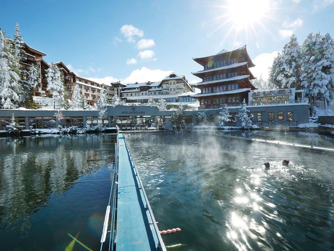 Hotel Hochschober with the Turracher lake pool in winter