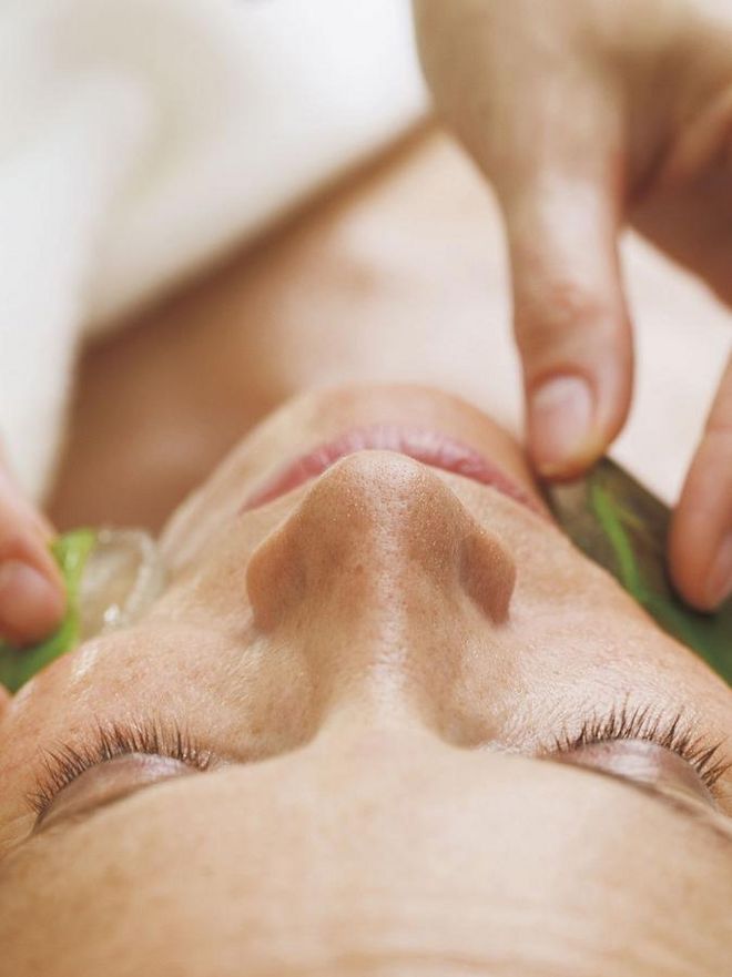 Facial massage with Pharmos Natur Hotel Hochschober