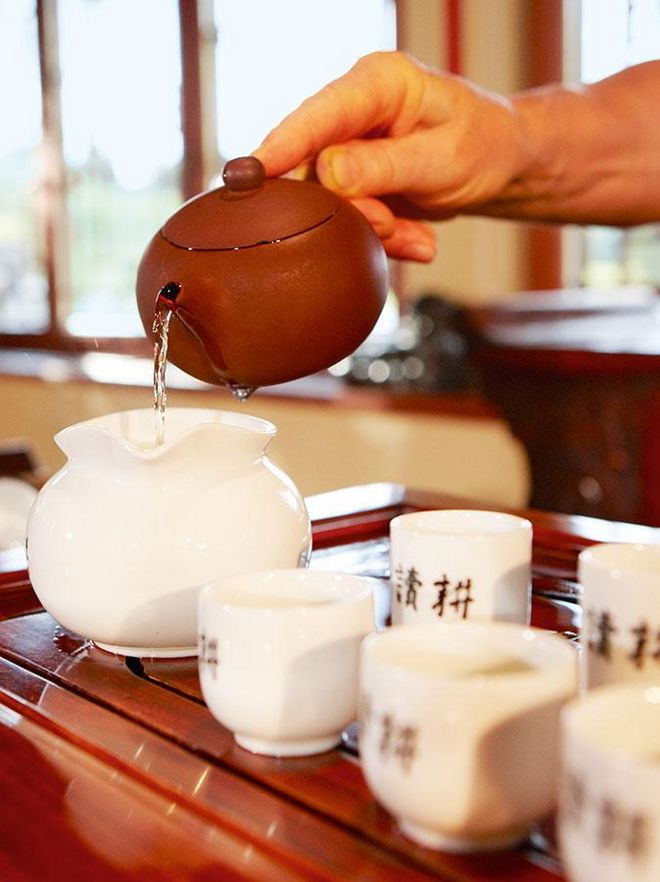 Erlesen ist das Sortiment an losen Tees sowie an chinesischen und japanischen Tees