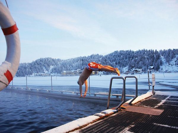 Im beheizten See-Bad können Sie den ganzen Winter über schwimmen