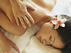 Lomi Lomi Nui: The Hawaiian "queen of massages" is not a pure massage, but a body work.
