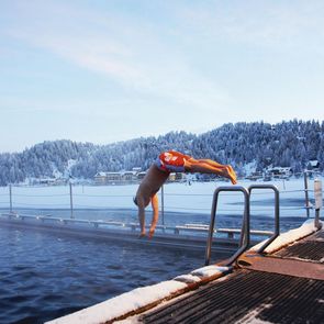 Jump into the heated water of Hochschober's unique lake pool